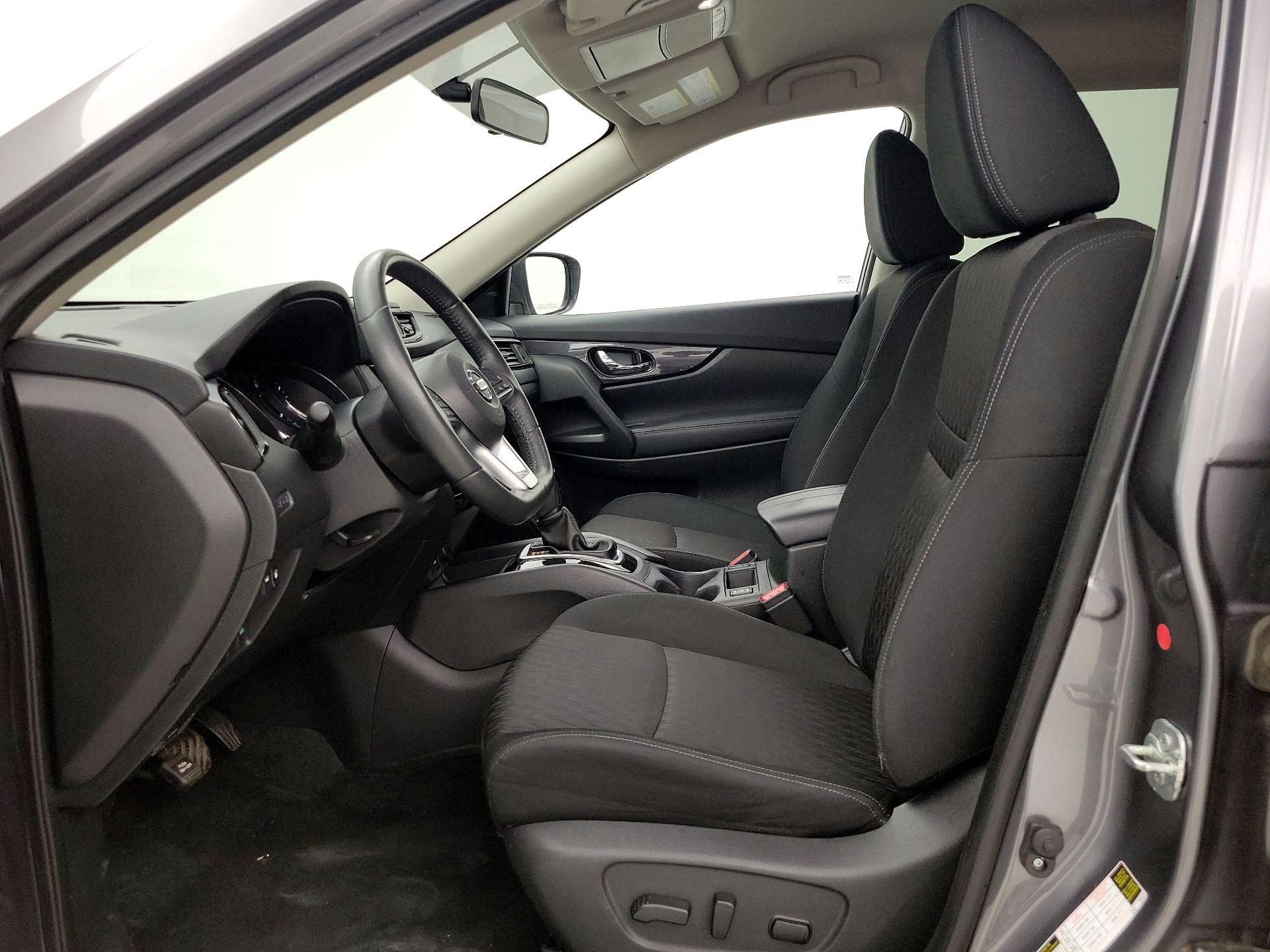 Thumbnail: 2018 Nissan Rogue - 11