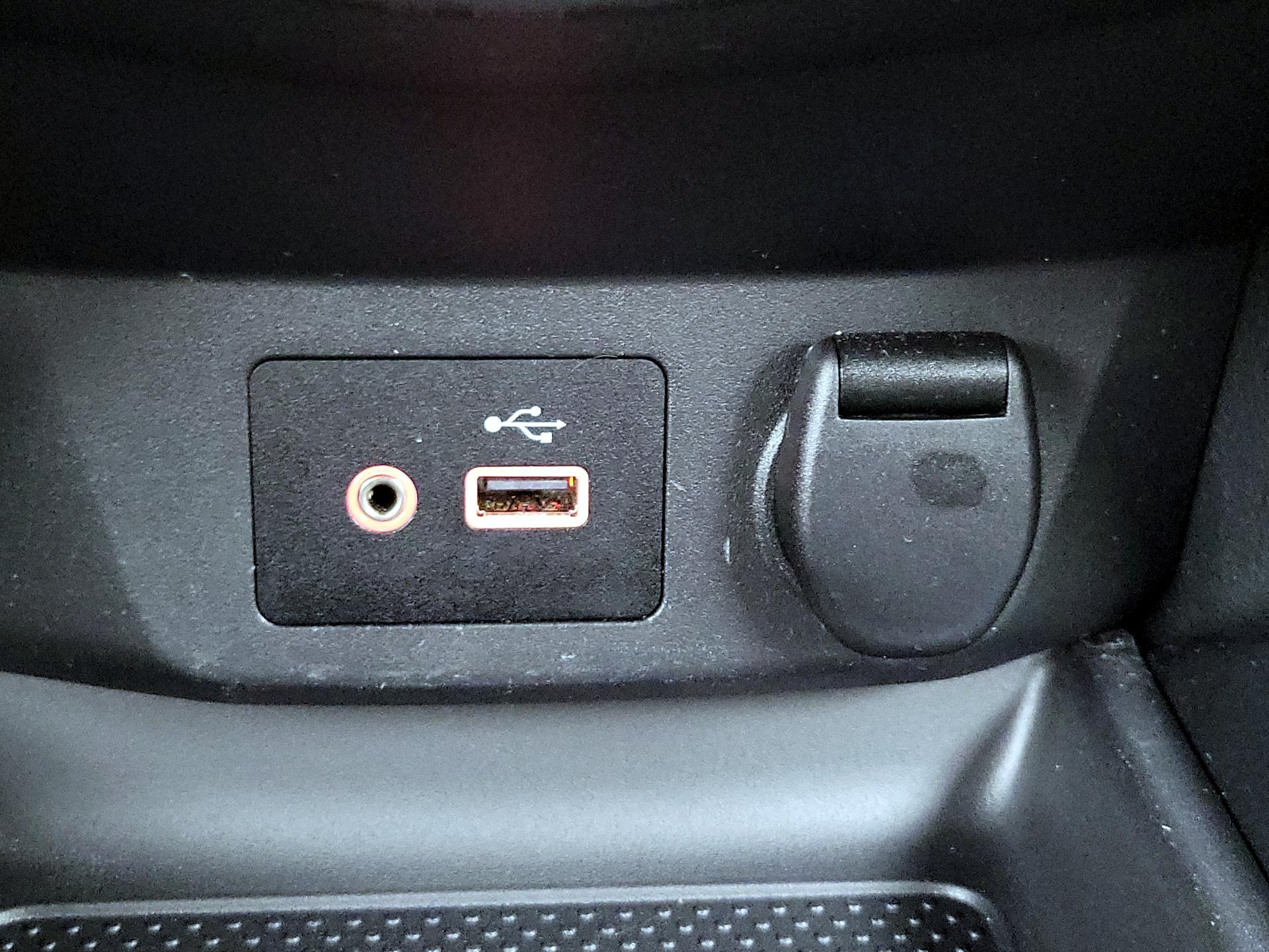 Thumbnail: 2018 Nissan Rogue - 19