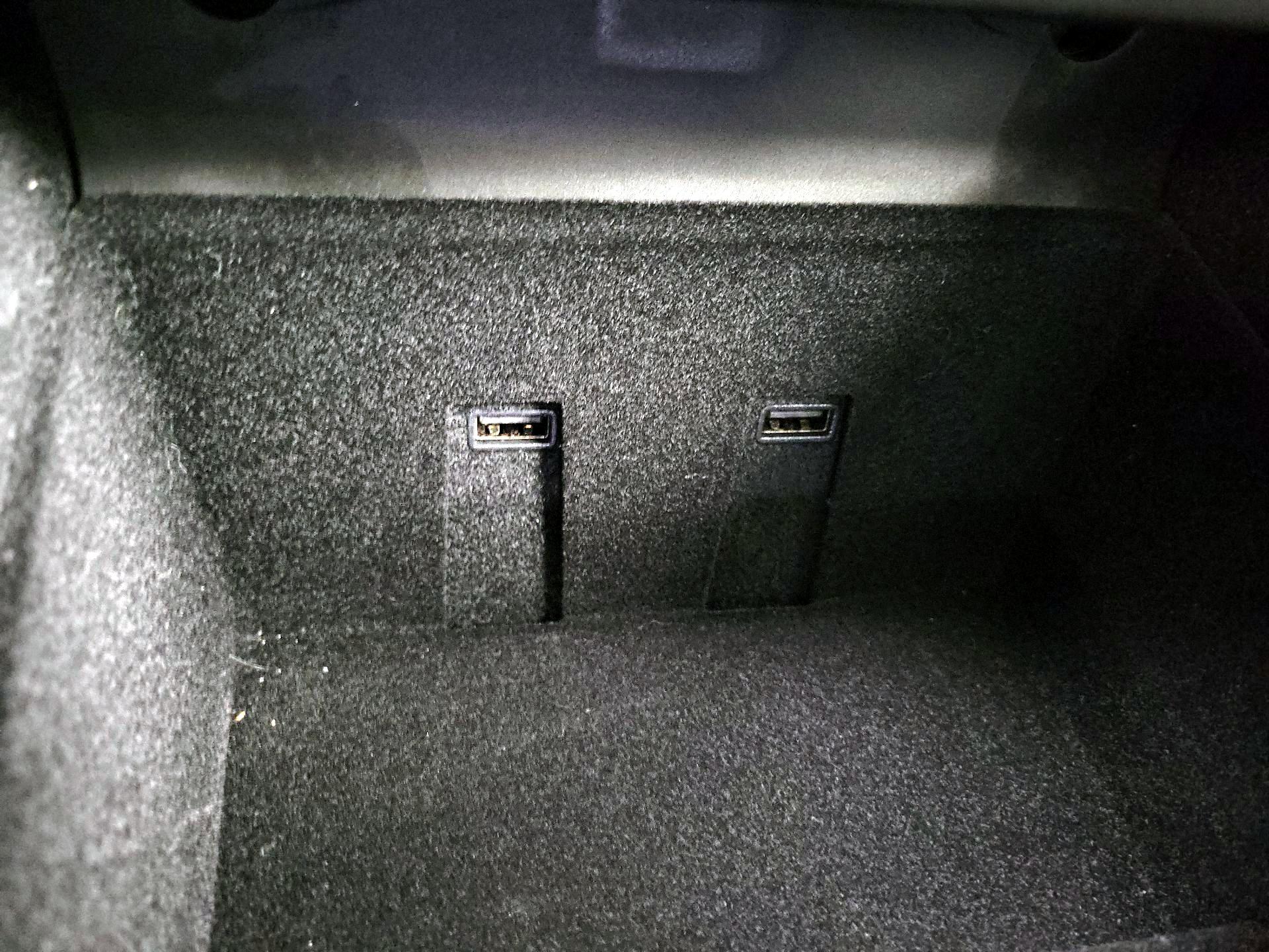 Thumbnail: 2020 Tesla Model 3 - 18