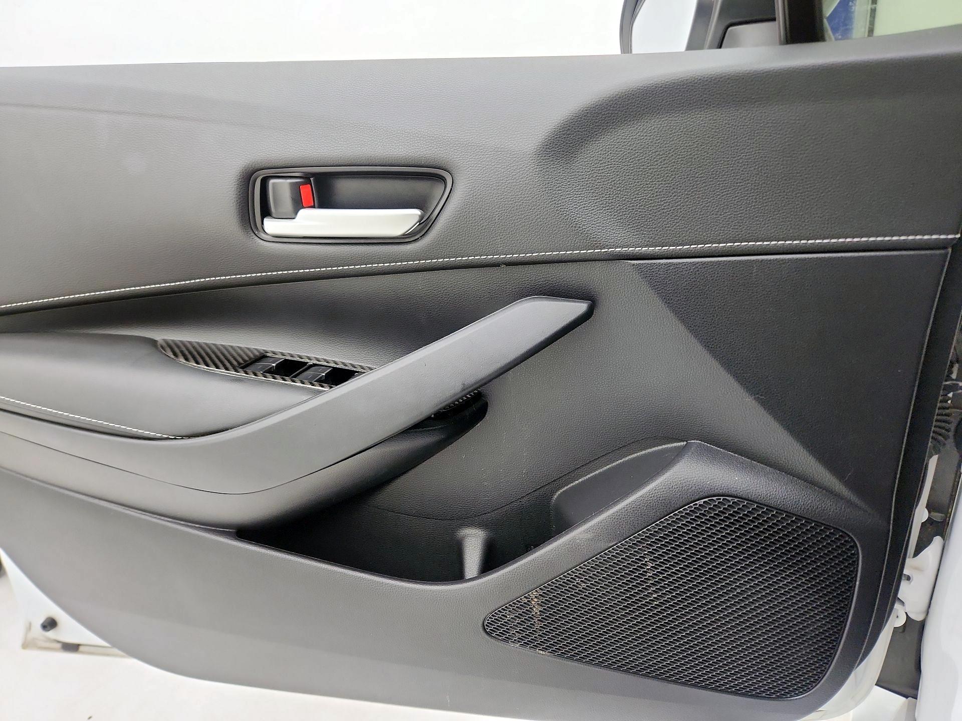 Thumbnail: 2021 Toyota Corolla - 12