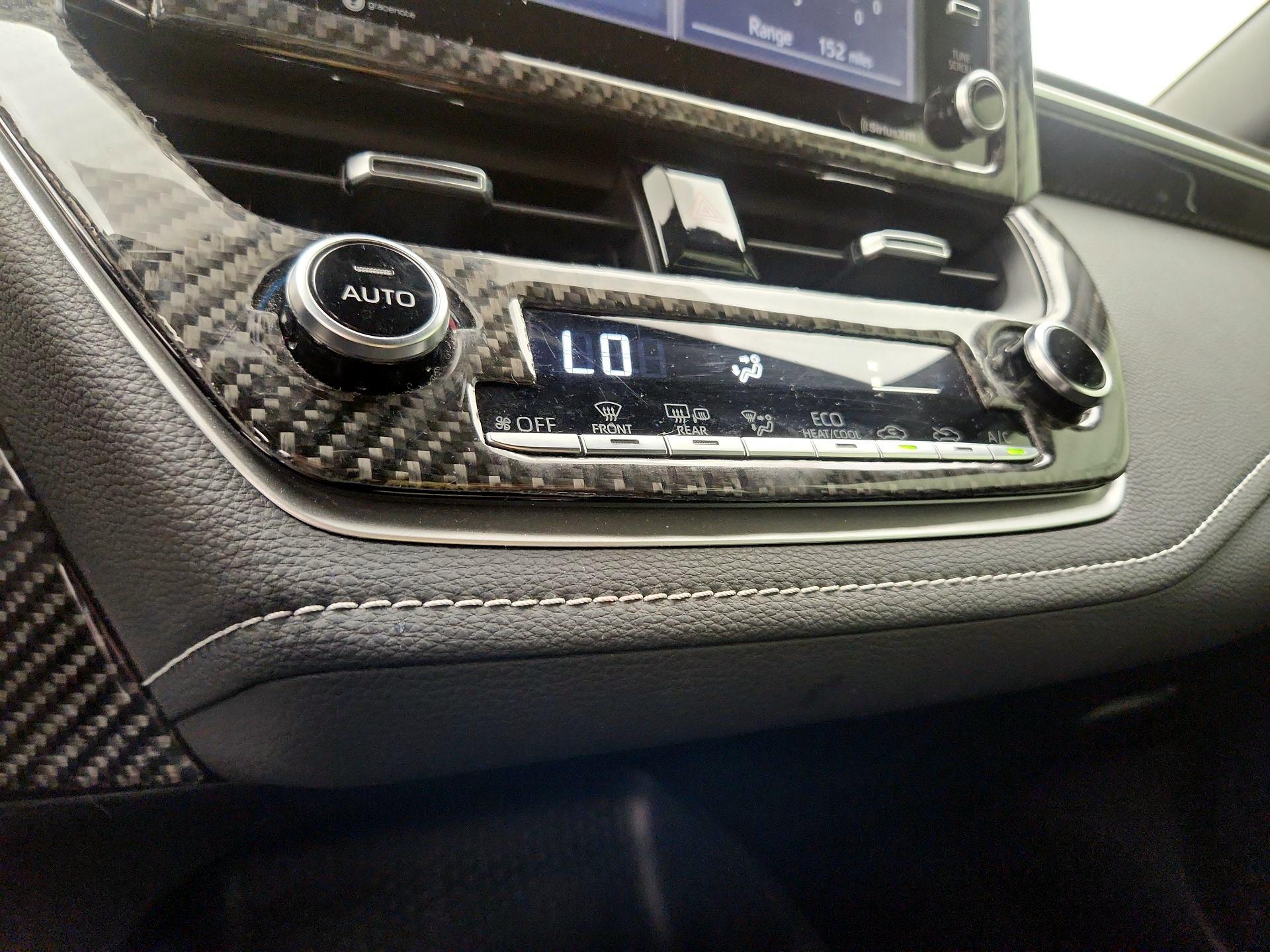 Thumbnail: 2021 Toyota Corolla - 16