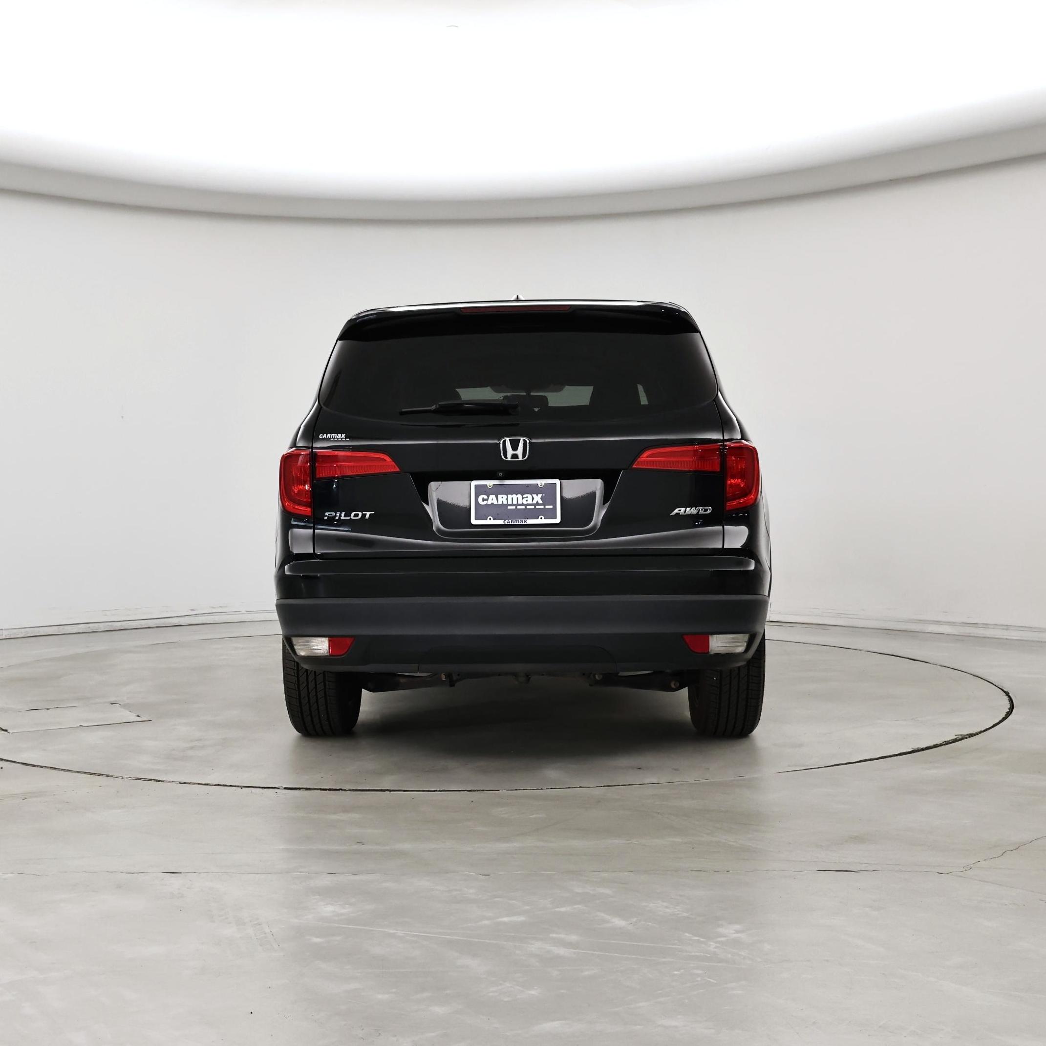 Thumbnail: 2017 Honda Pilot - 6