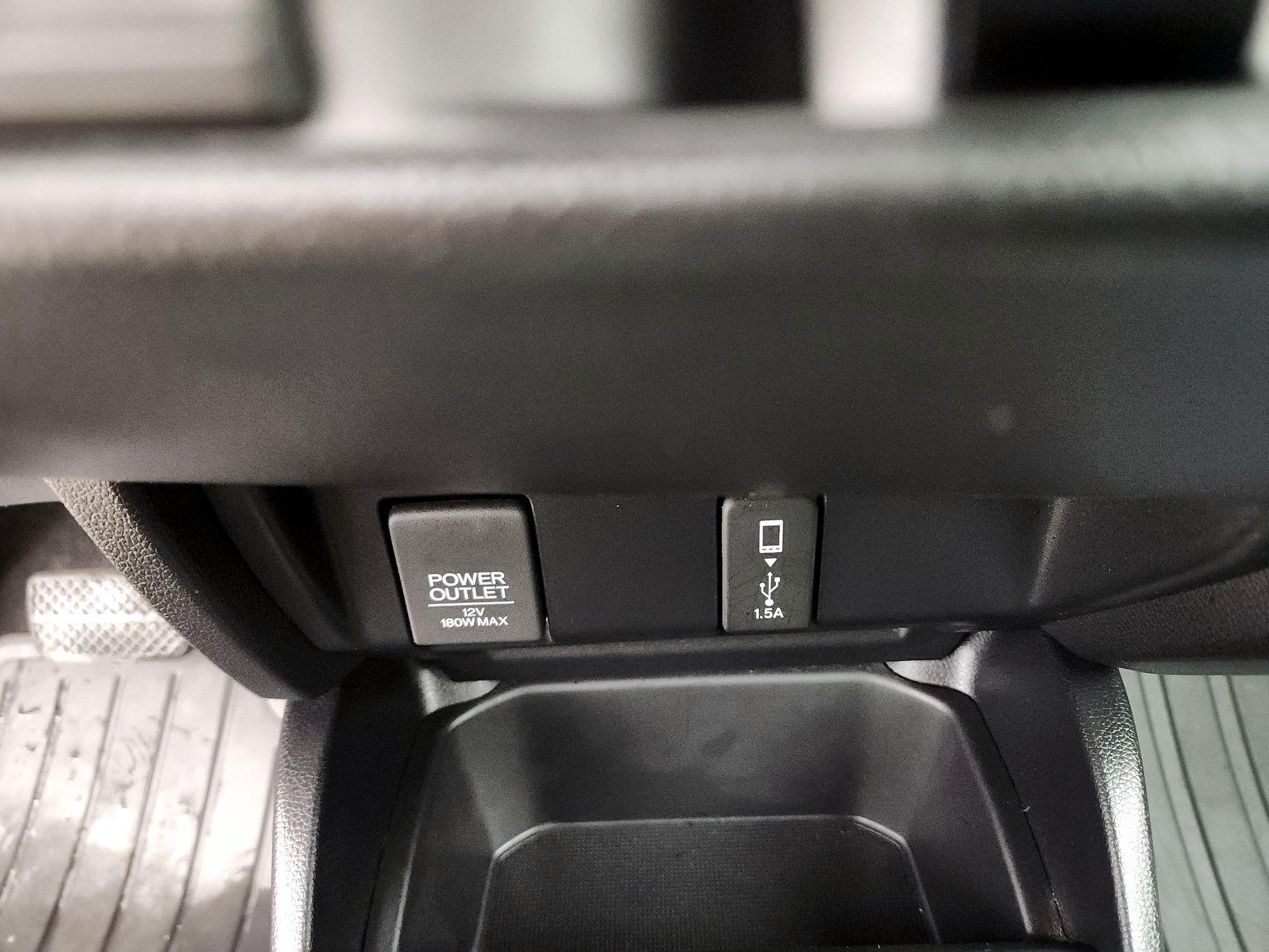 Thumbnail: 2019 Honda Fit - 18