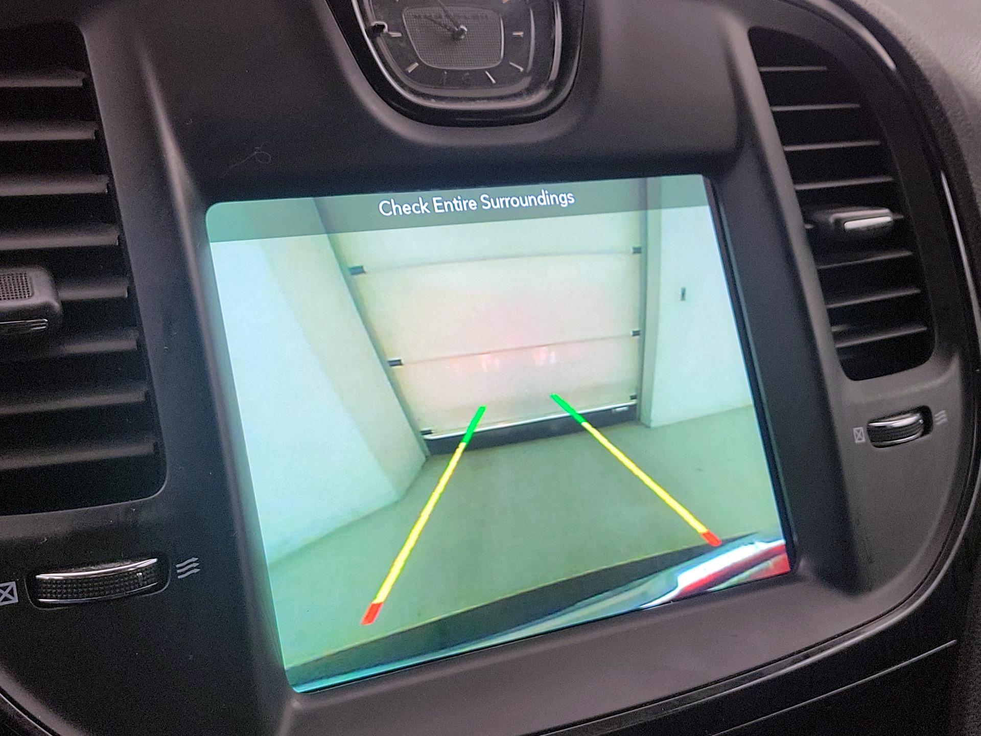 Thumbnail: 2017 Chrysler 300 - 15