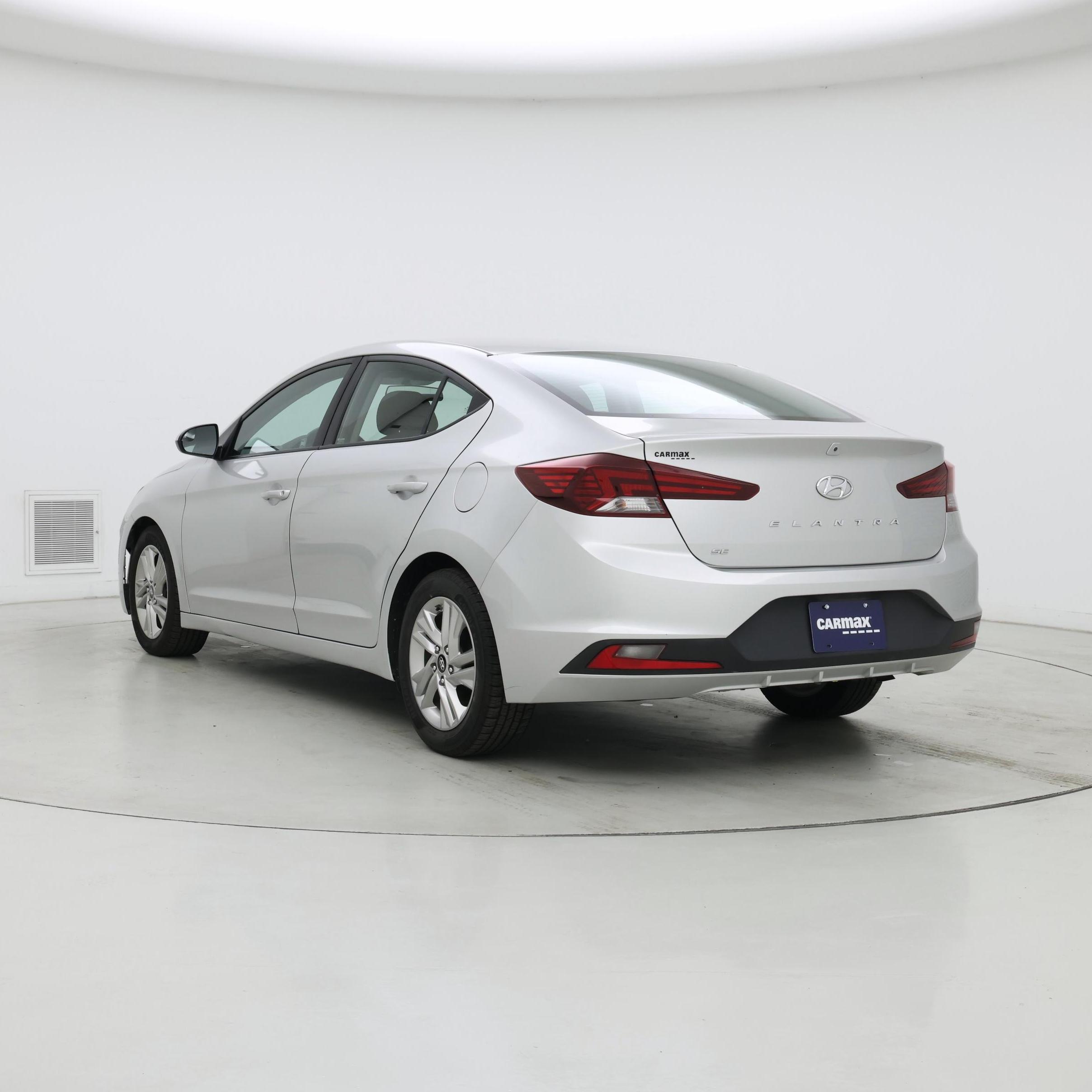 Thumbnail: 2019 Hyundai Elantra - 2