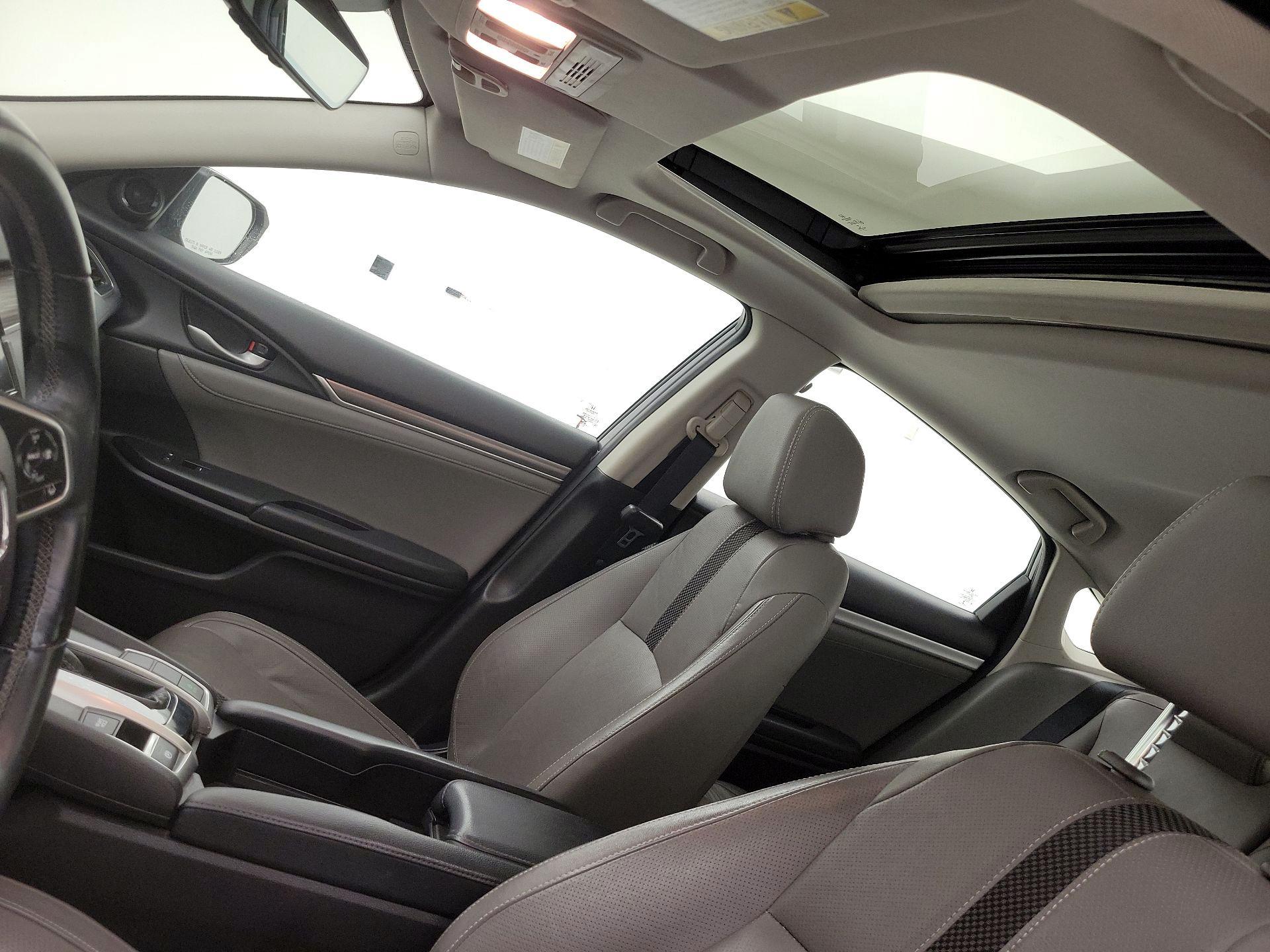 Thumbnail: 2019 Honda Civic - 19