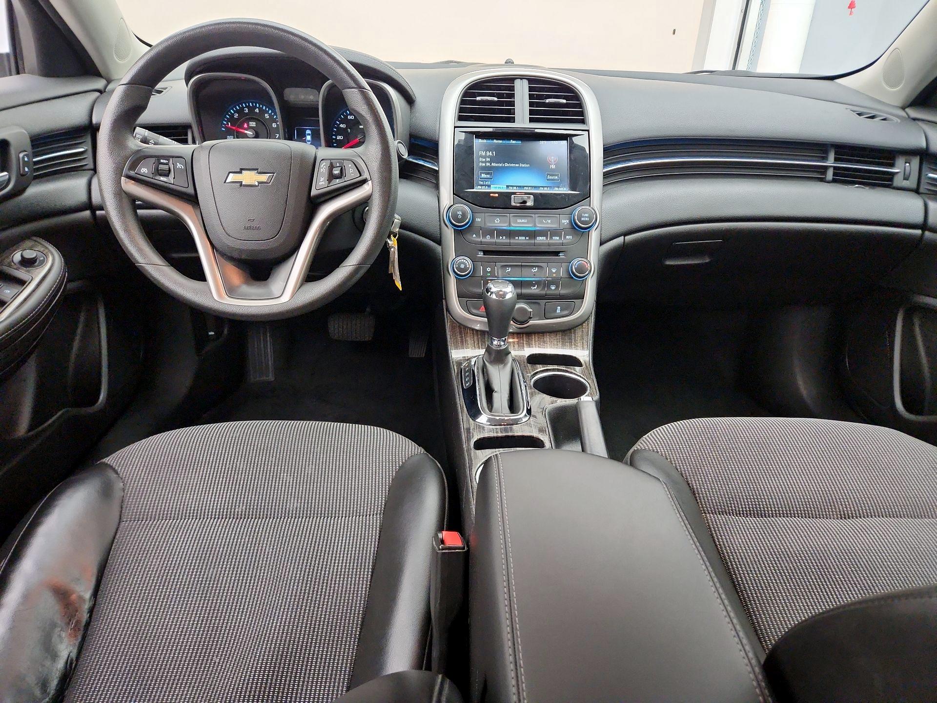 Thumbnail: 2015 Chevrolet Malibu - 9