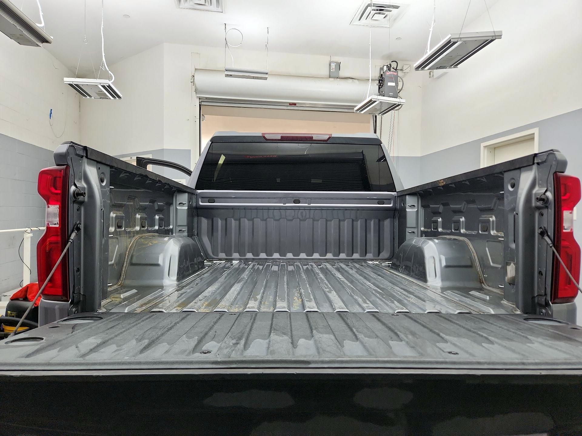 Thumbnail: 2020 Chevrolet Silverado 1500 - 20