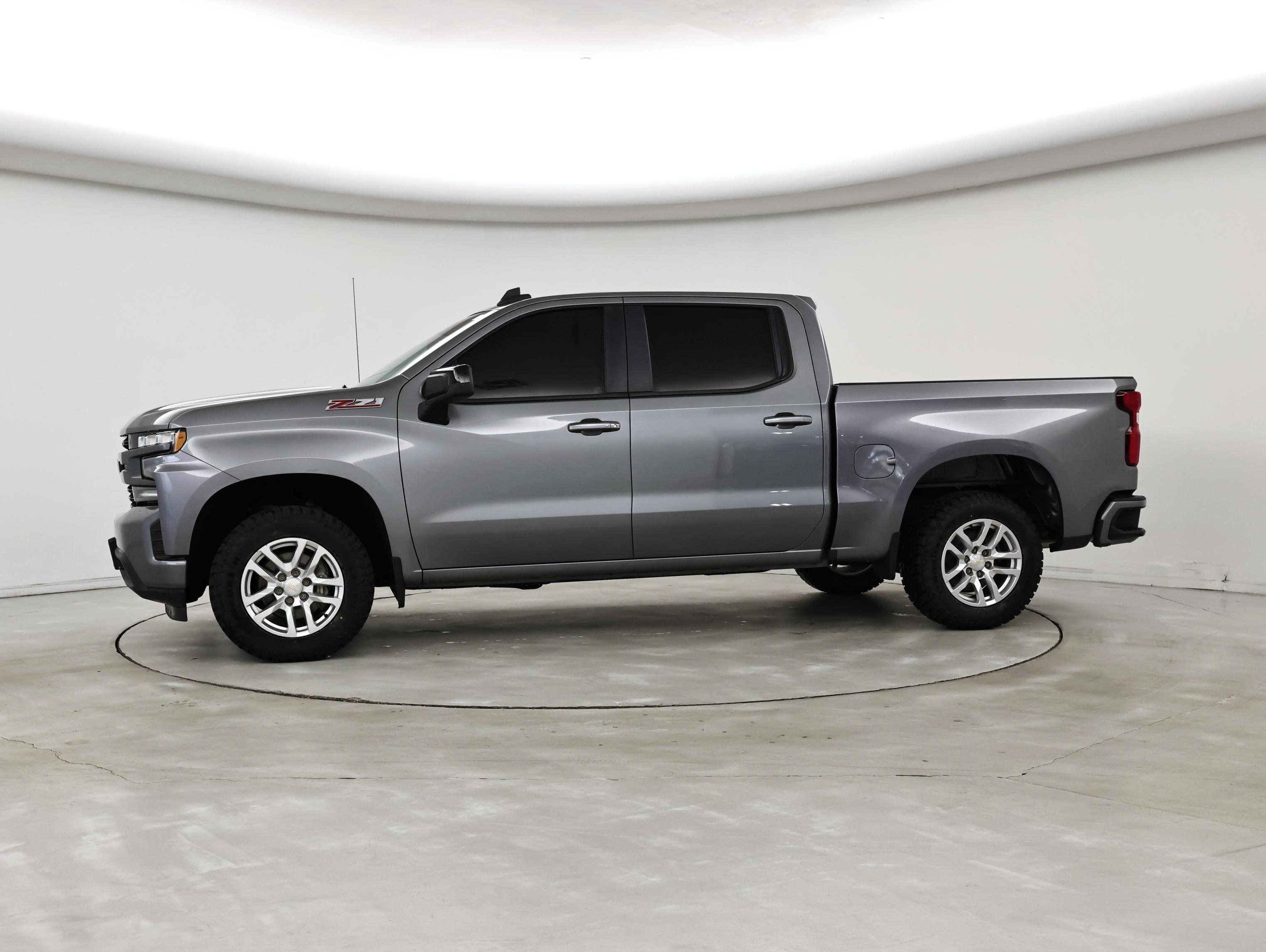 Thumbnail: 2020 Chevrolet Silverado 1500 - 3