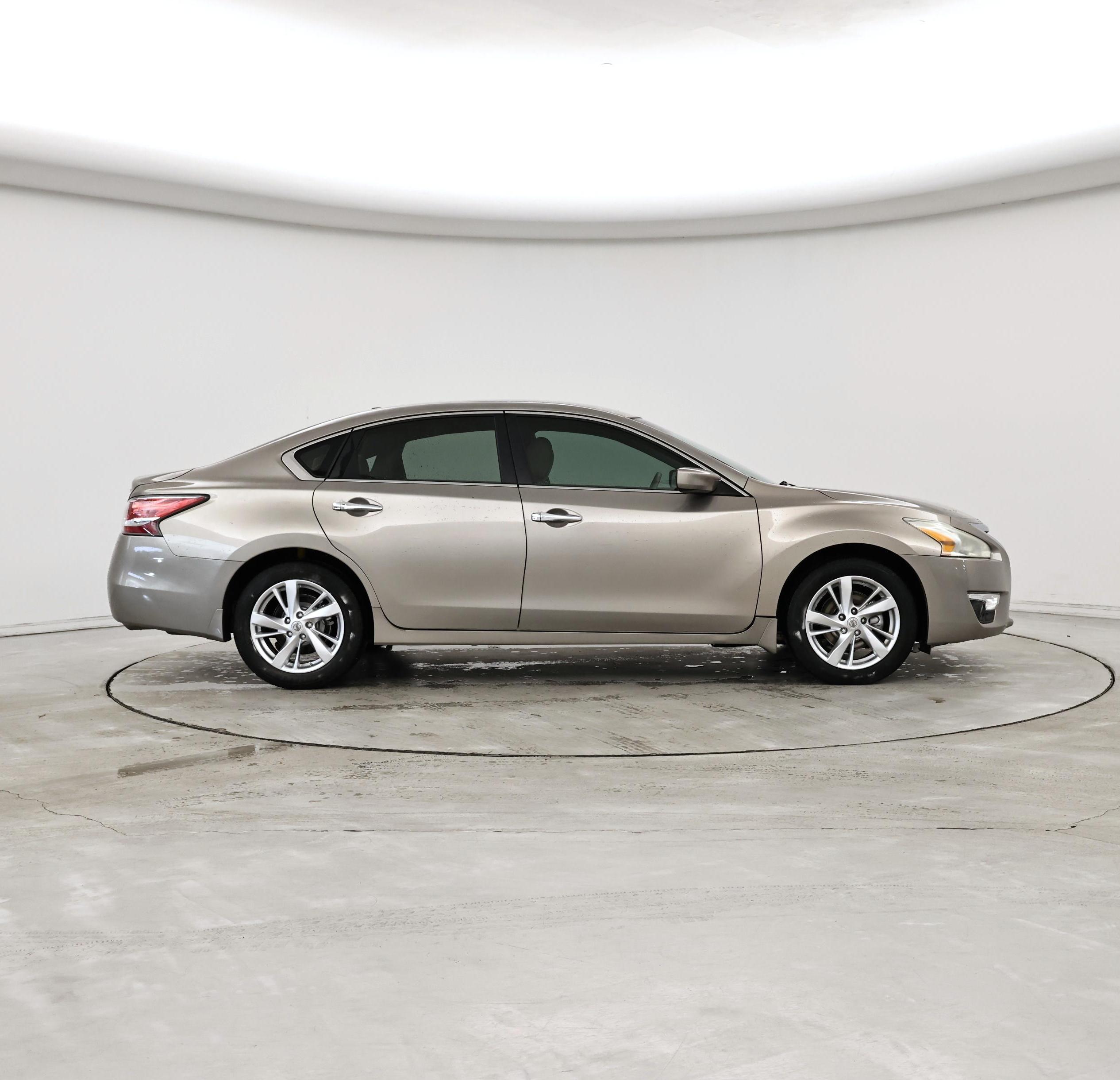 Thumbnail: 2015 Nissan Altima - 7