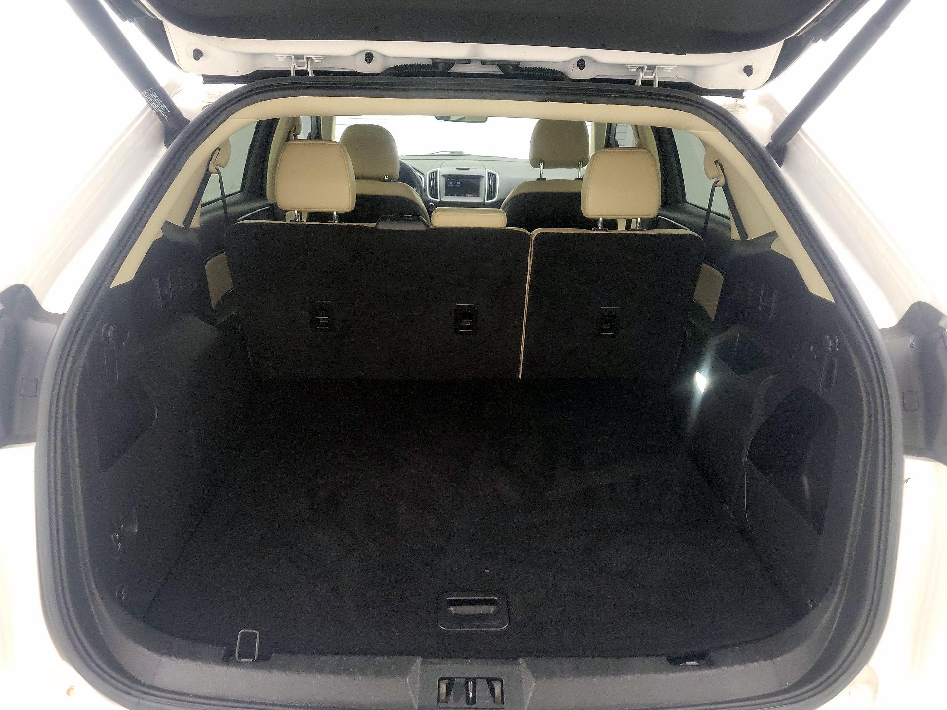 Thumbnail: 2016 Ford Edge - 20