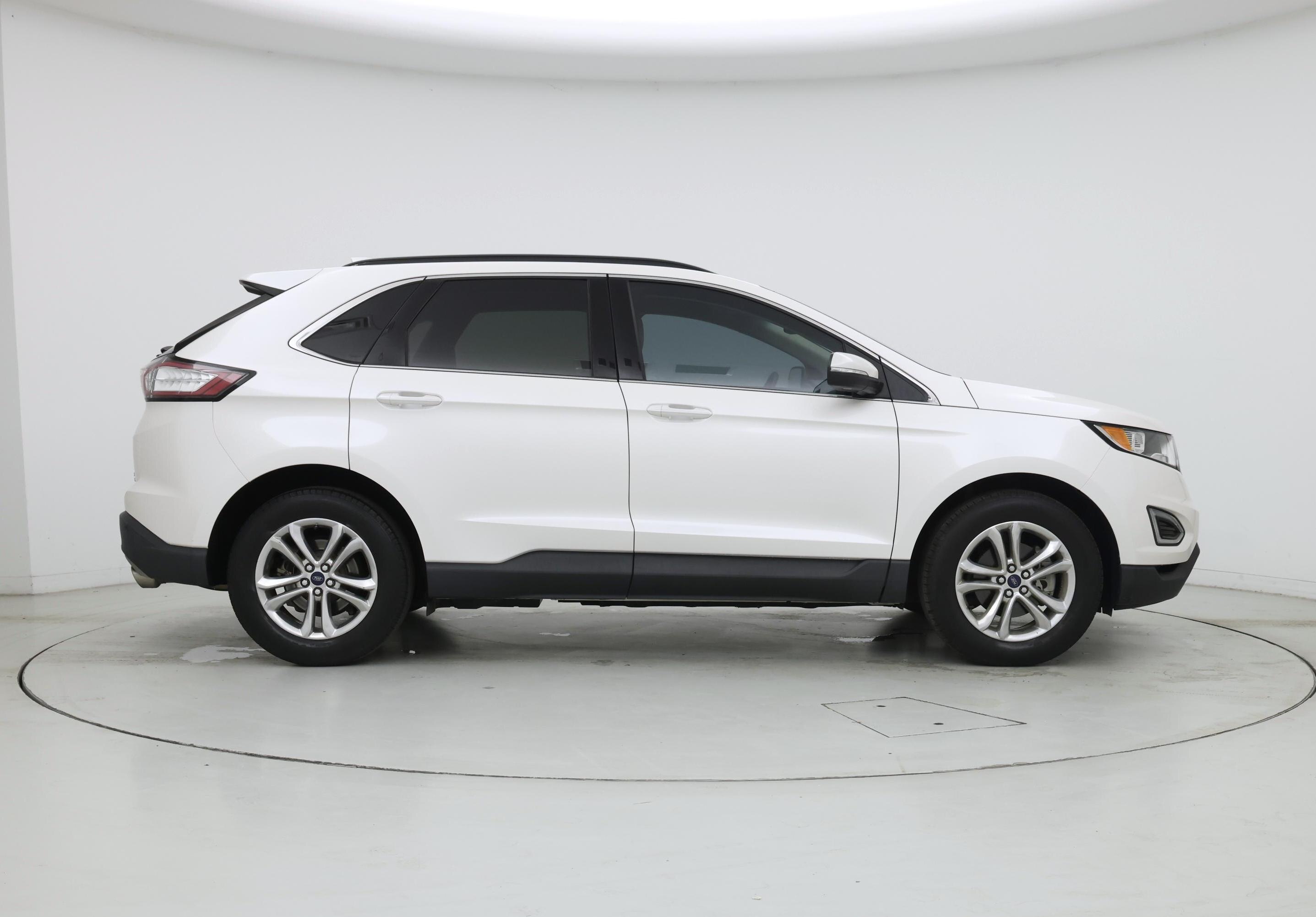 Thumbnail: 2016 Ford Edge - 7