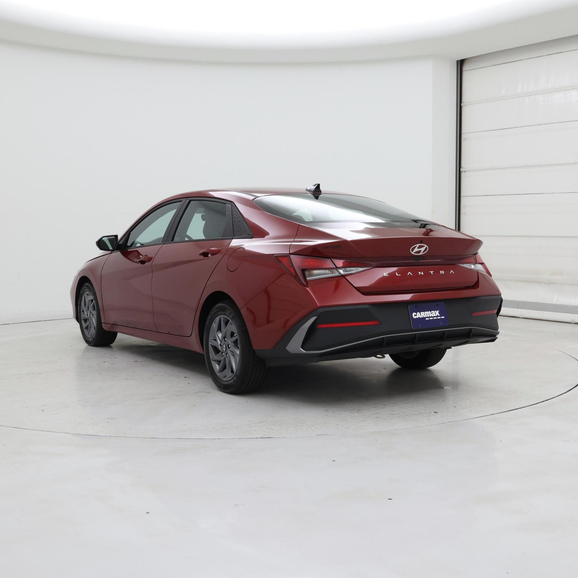 Thumbnail: 2024 Hyundai Elantra - 2