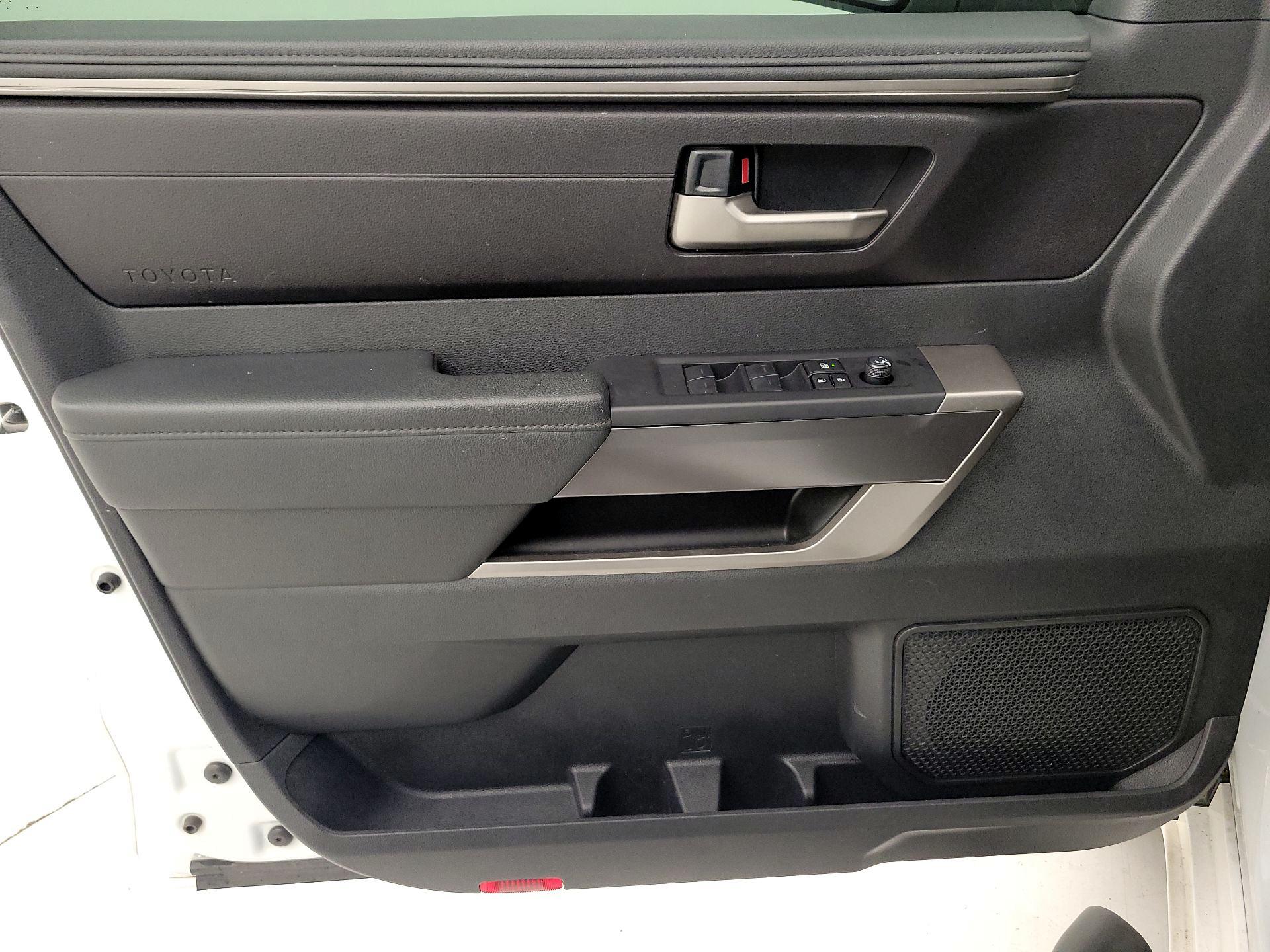 Thumbnail: 2024 Toyota Tundra - 12