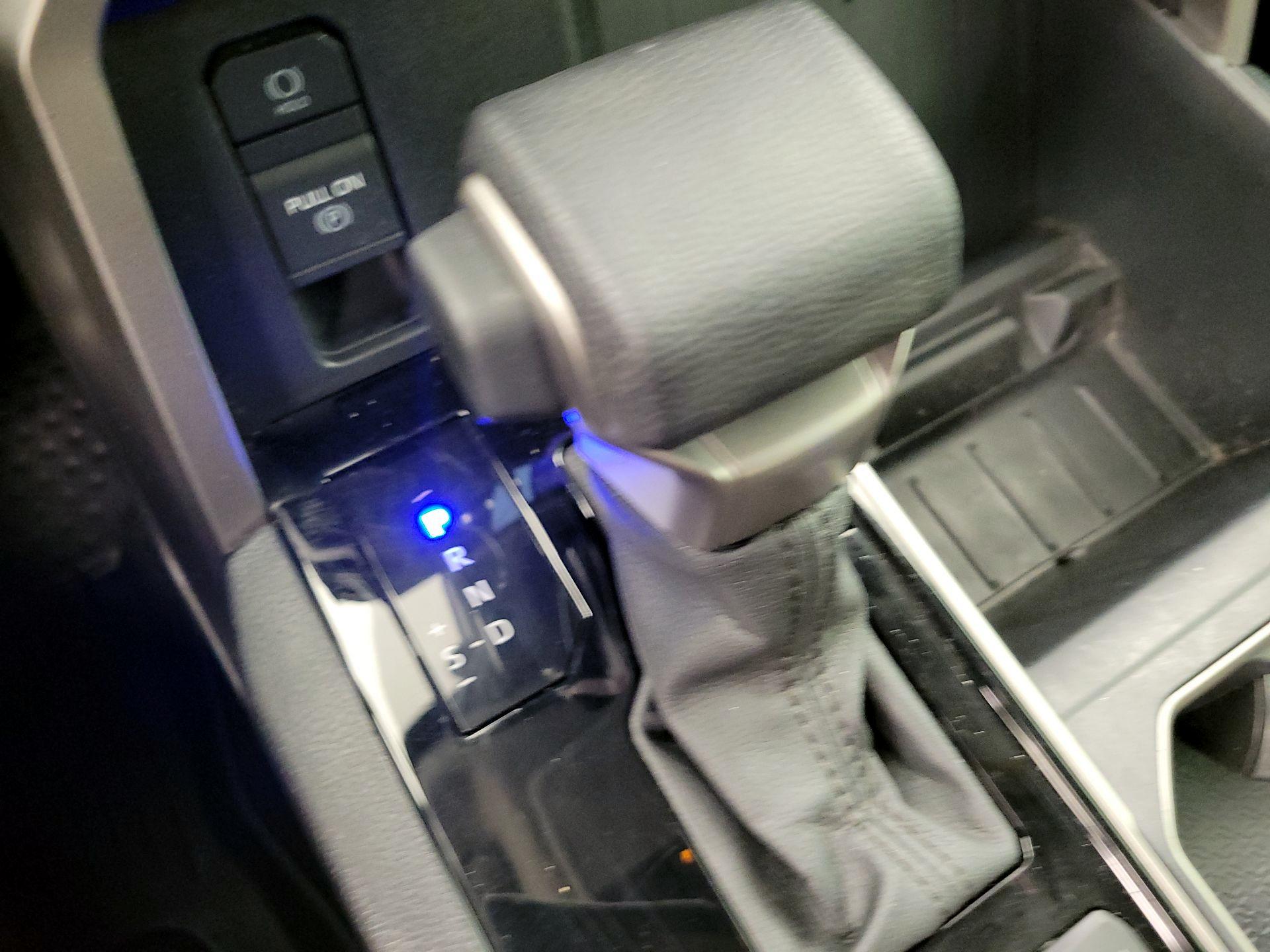 Thumbnail: 2024 Toyota Tundra - 17