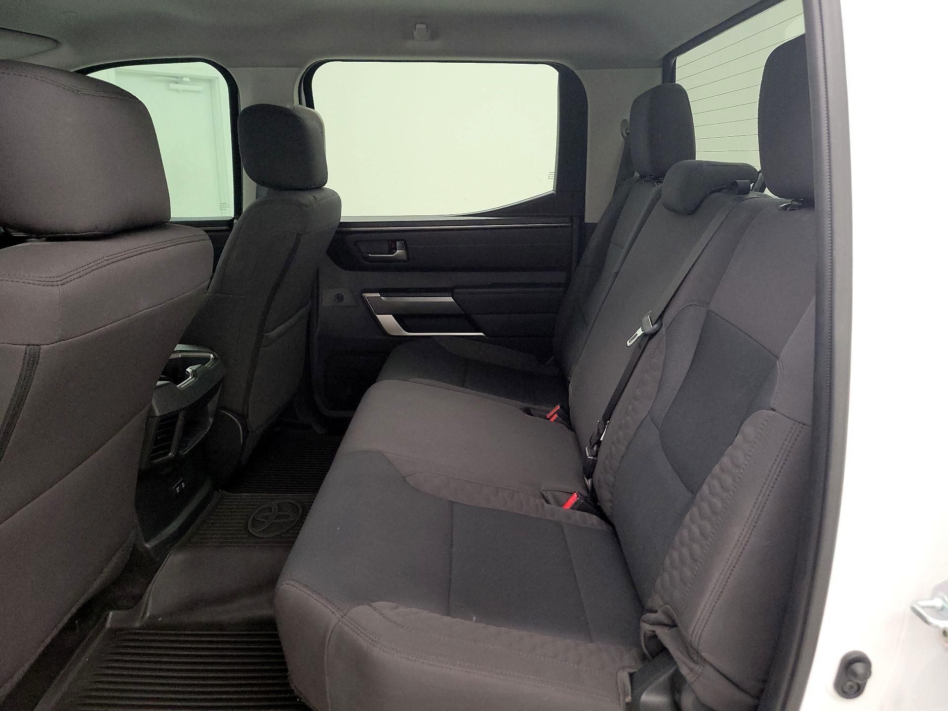 Thumbnail: 2024 Toyota Tundra - 19