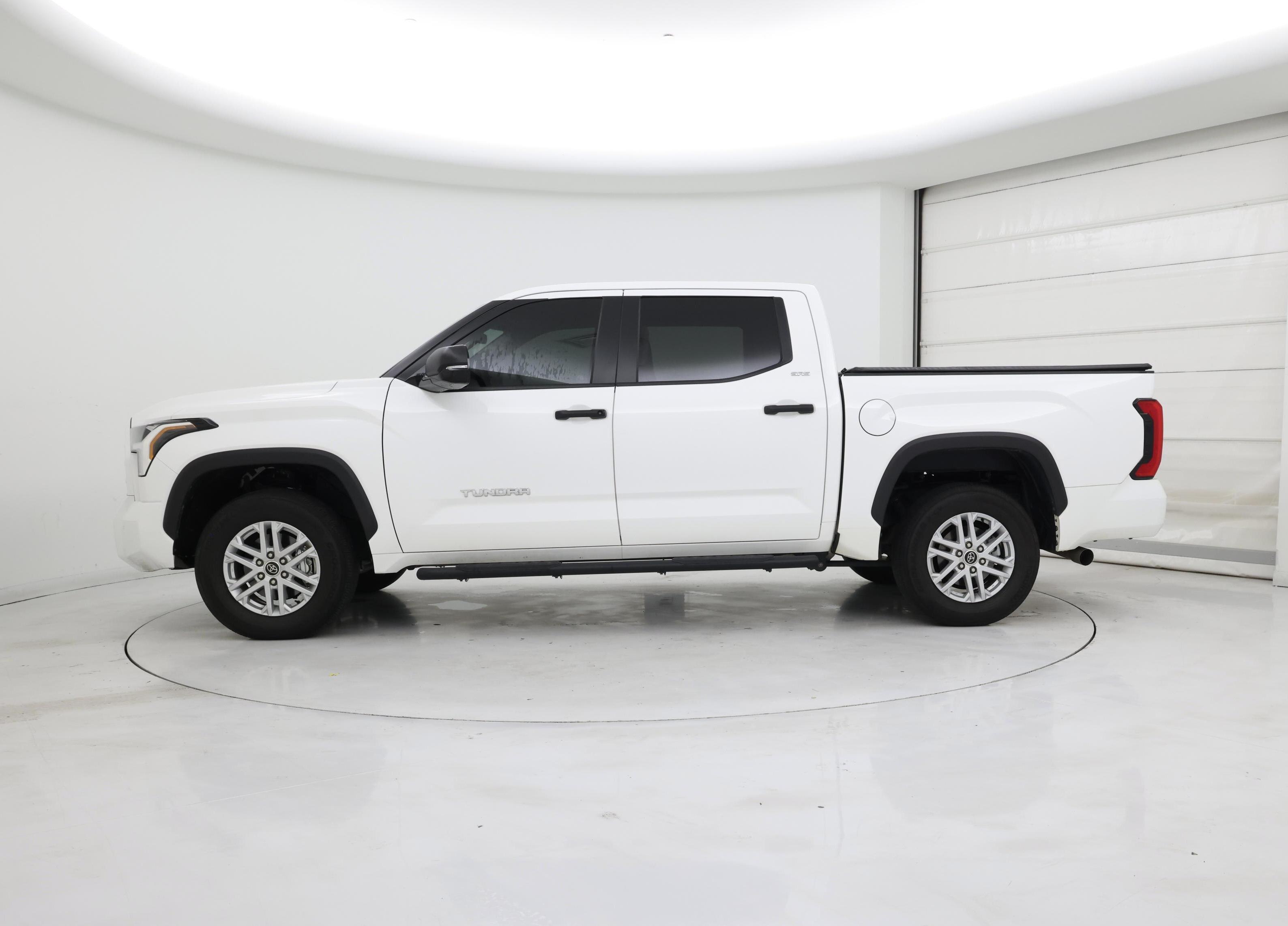 Thumbnail: 2024 Toyota Tundra - 3