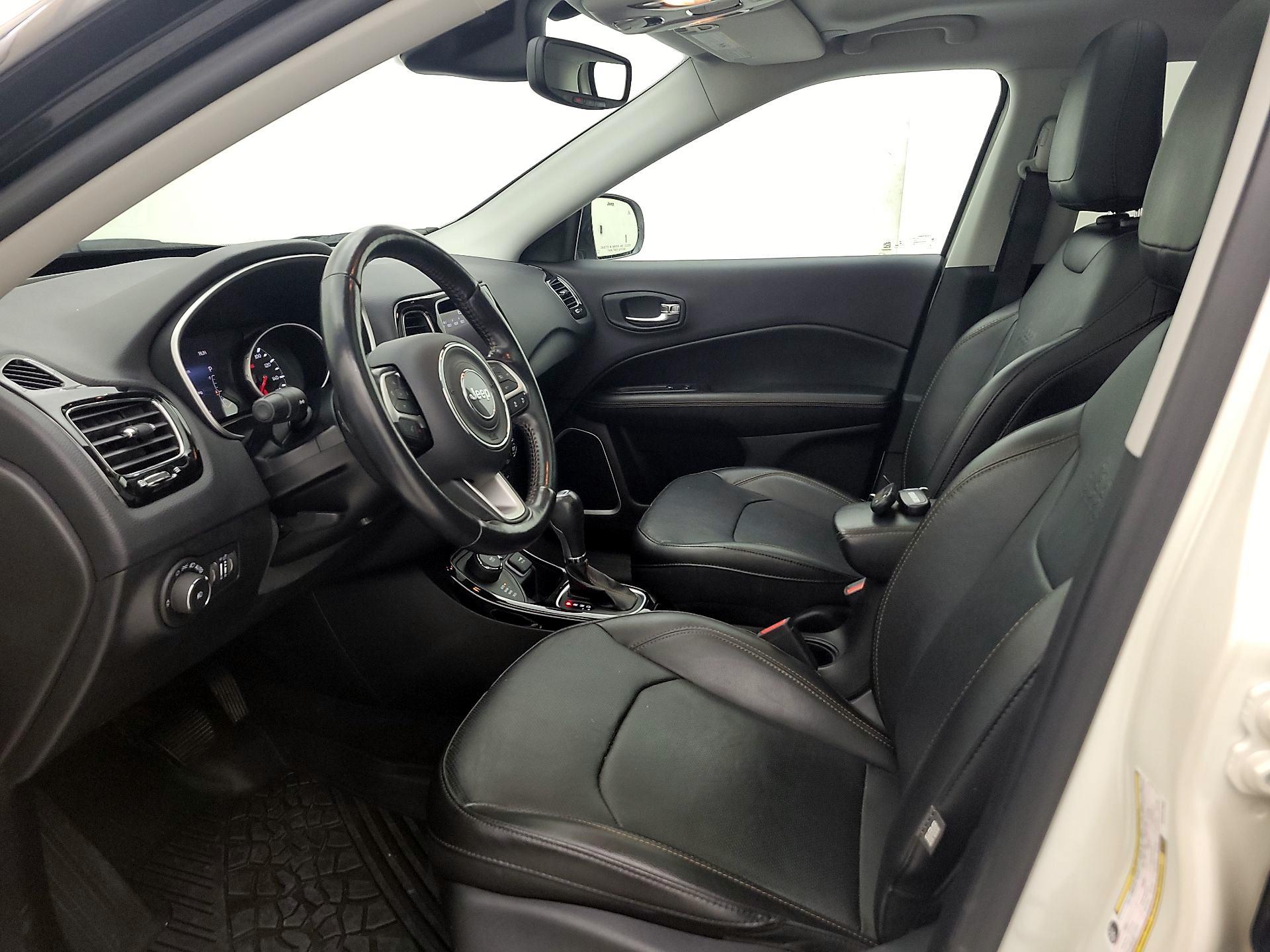 Thumbnail: 2021 Jeep Compass - 11