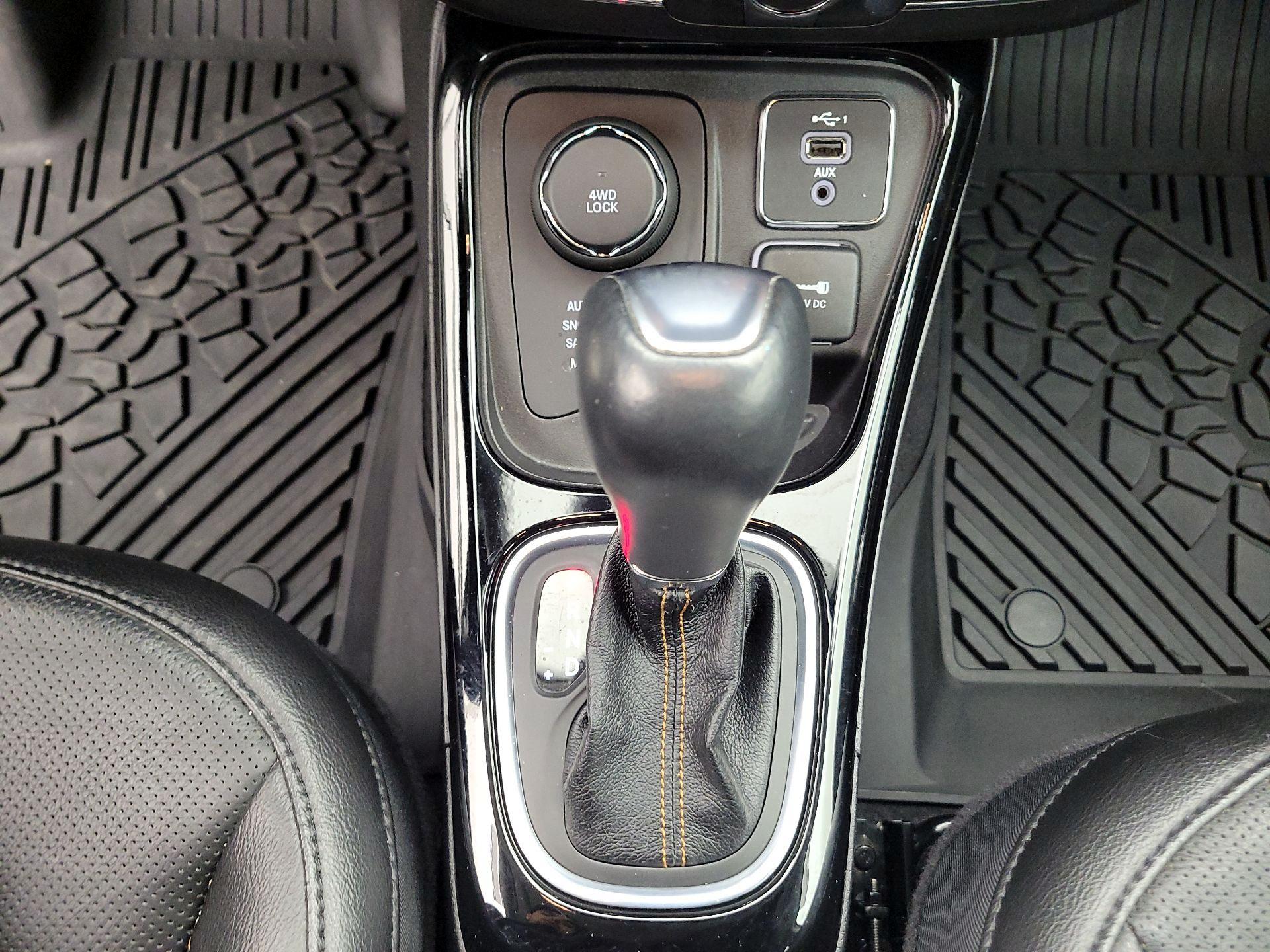 Thumbnail: 2021 Jeep Compass - 17