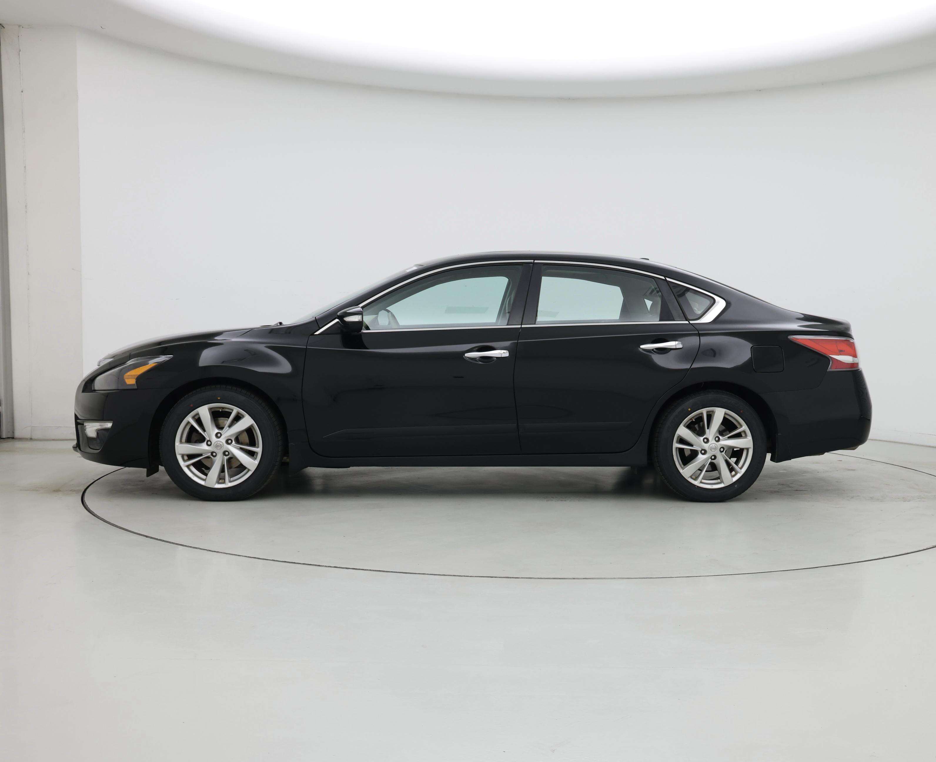 Thumbnail: 2015 Nissan Altima - 3