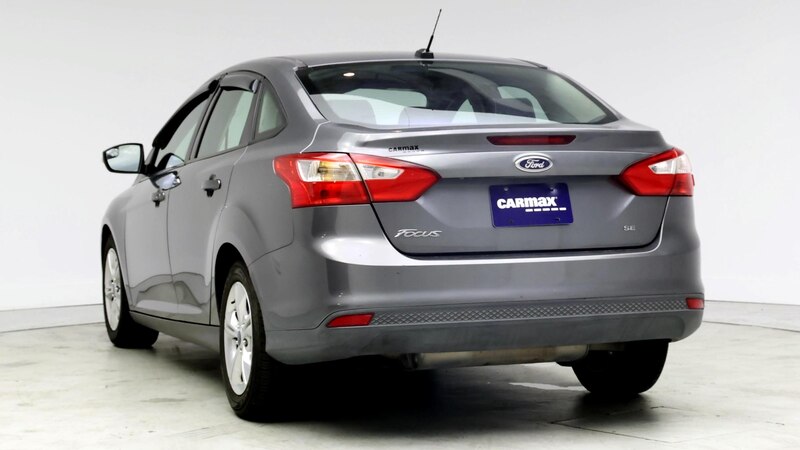 2013 Ford Focus SE 2