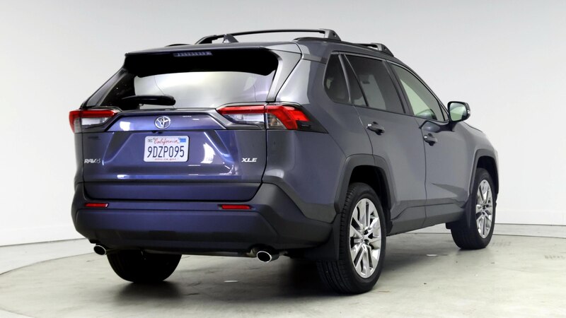 2023 Toyota RAV4 XLE Premium 8