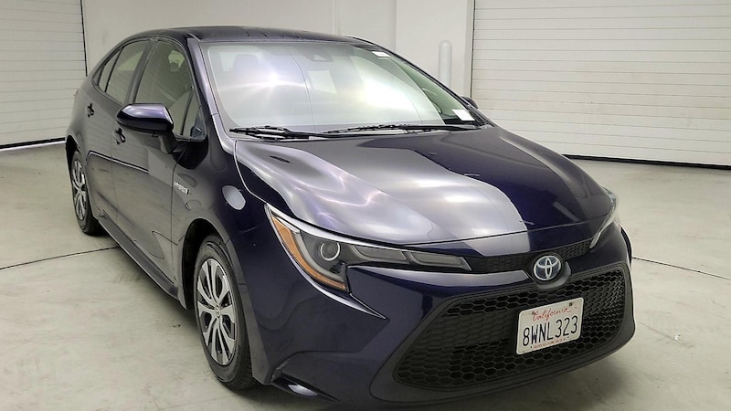 2021 Toyota Corolla LE Hero Image