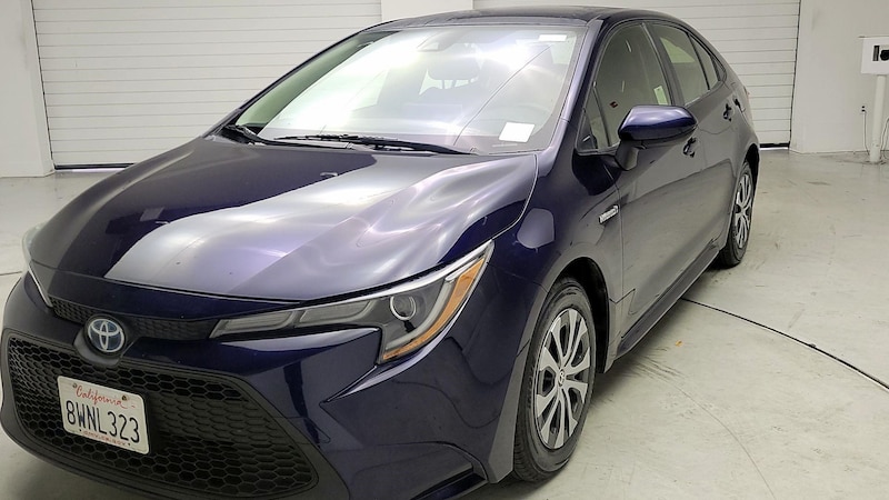 2021 Toyota Corolla LE 3