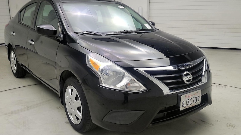 2019 Nissan Versa SV 3