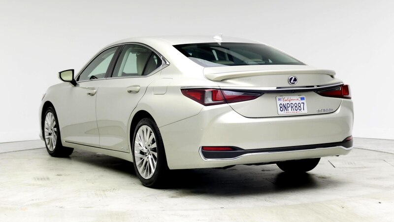 2020 Lexus ES  2