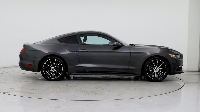 2016 Ford Mustang  7