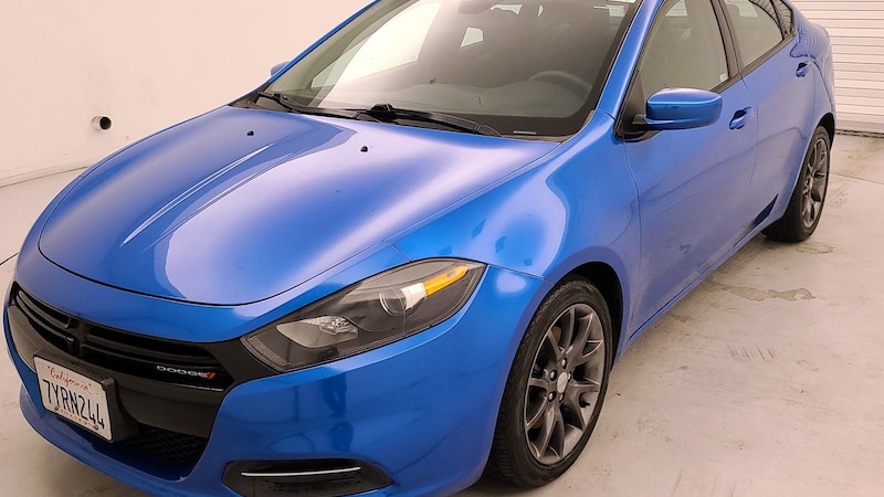 2016 Dodge Dart SE Hero Image