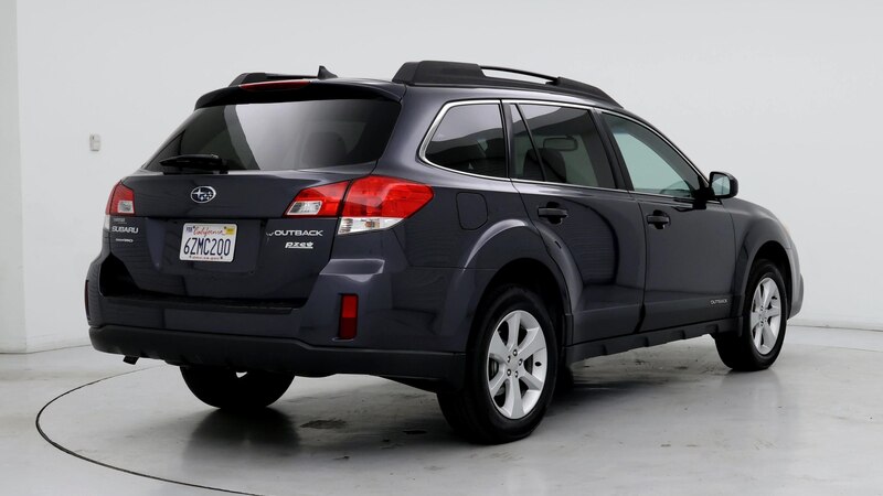 2013 Subaru Outback Premium 8