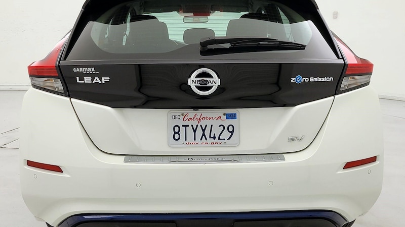 2020 Nissan Leaf SV 6