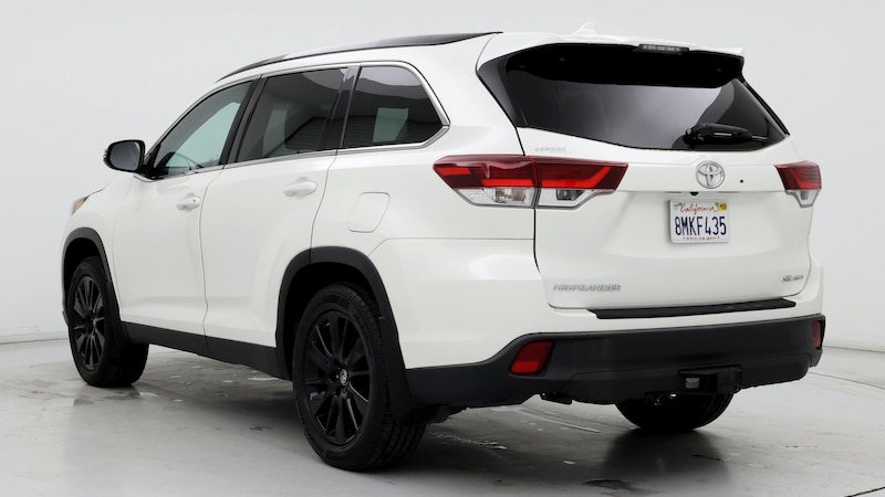 2019 Toyota Highlander SE 2