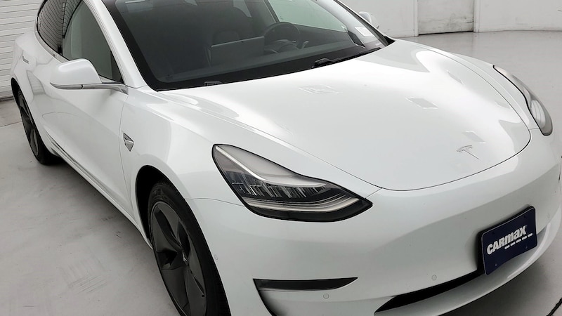 2018 Tesla Model 3 Mid Range Hero Image