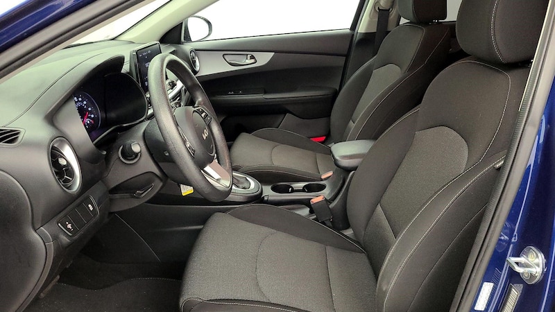 2022 Kia Forte LXS 9