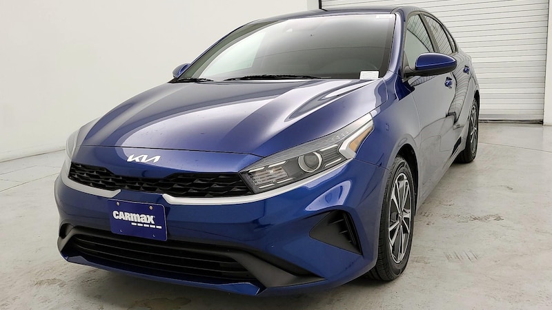 2022 Kia Forte LXS 3