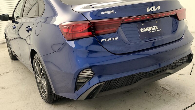 2022 Kia Forte LXS 7