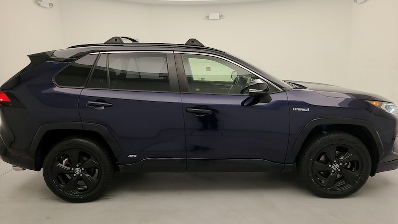 2019 Toyota RAV4 XSE 4