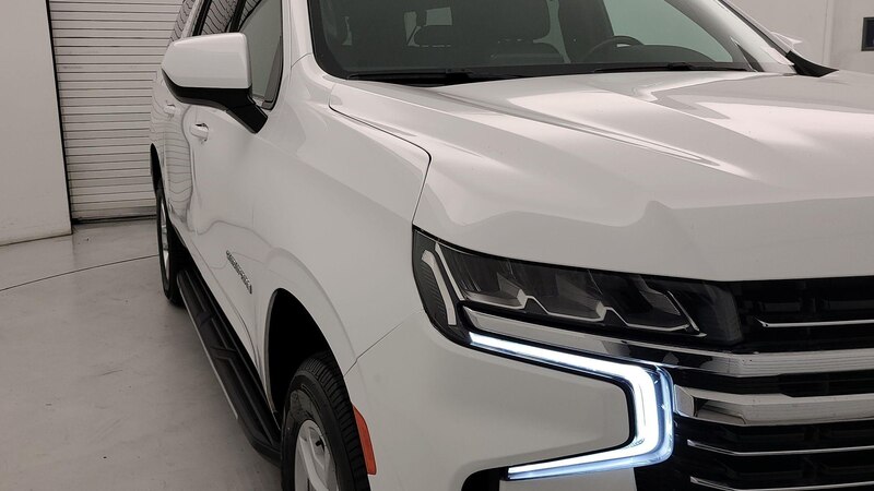 2021 Chevrolet Suburban 1500 LT Hero Image