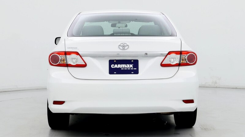 2013 Toyota Corolla LE 6