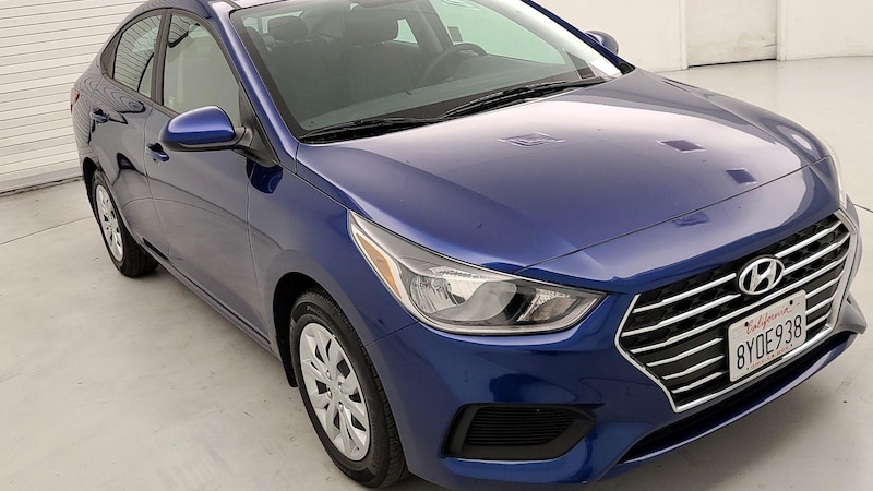 2022 Hyundai Accent SE Hero Image