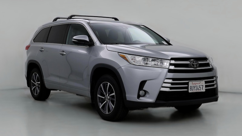 2018 Toyota Highlander XLE Hero Image