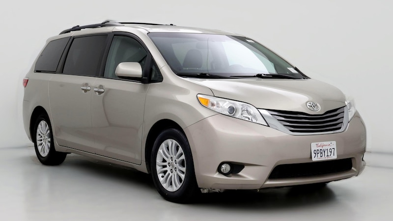 2015 Toyota Sienna XLE Hero Image