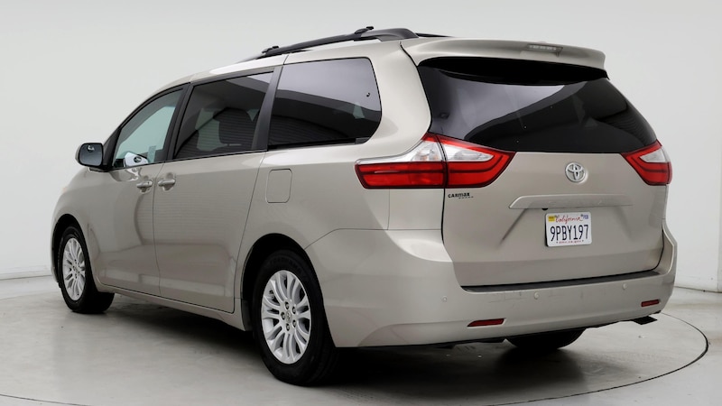 2015 Toyota Sienna XLE 2