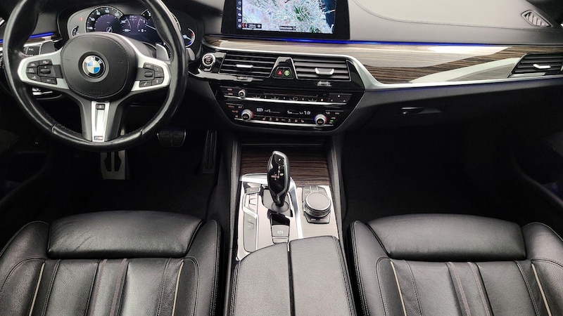 2018 BMW 5 Series 540i 9