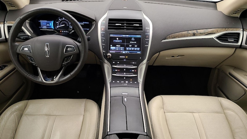 2013 Lincoln MKZ  9