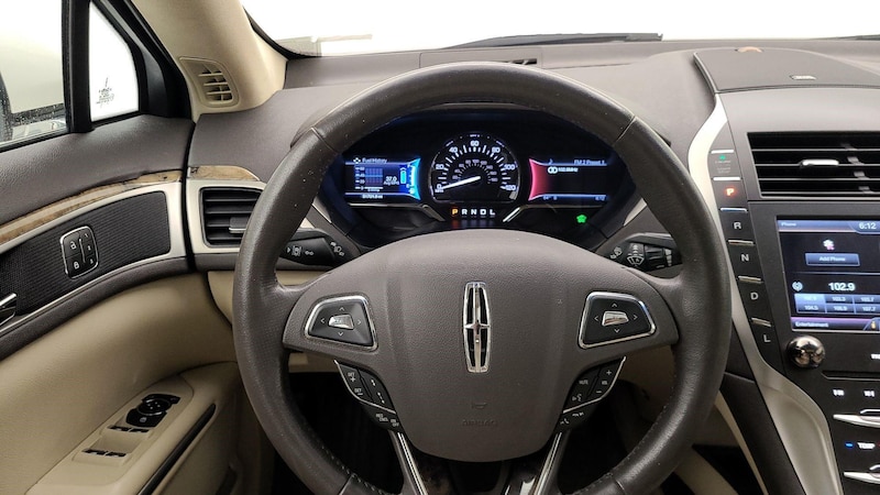 2013 Lincoln MKZ  10