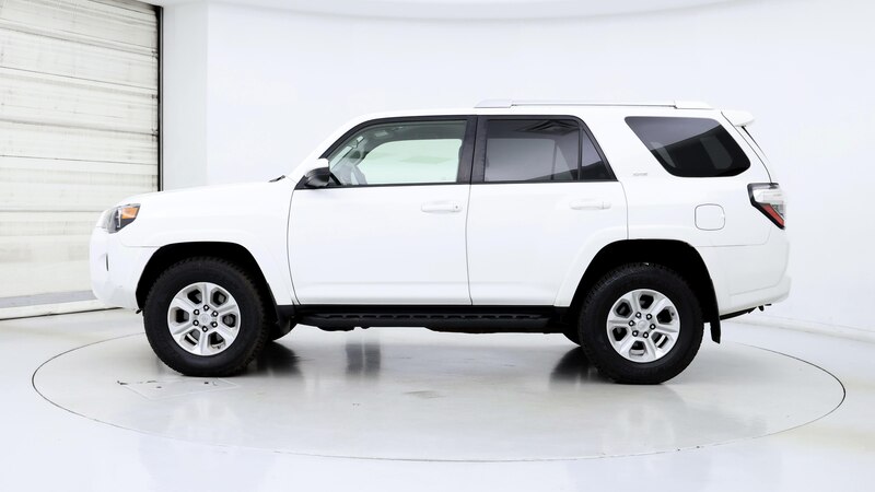 2016 Toyota 4Runner SR5 3